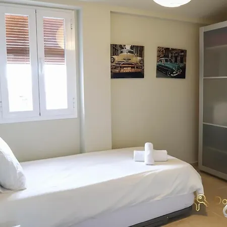 Almocabar Penthouse With Terrace And Wifi In